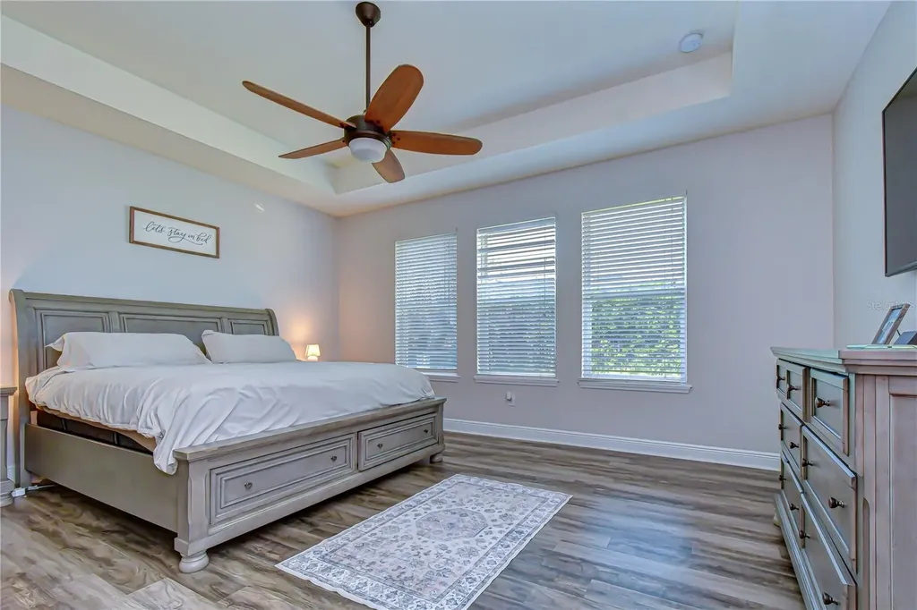 5821 Jasper Glen Drive Lithia FL 33547