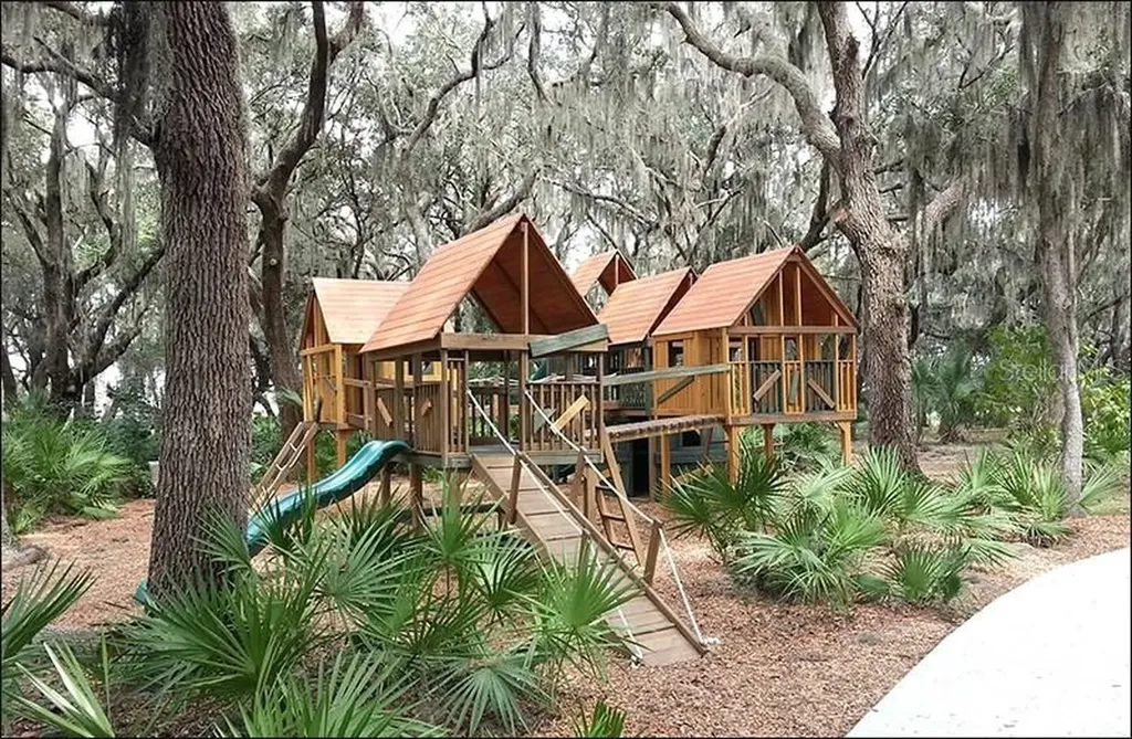 5821 Jasper Glen Drive Lithia FL 33547