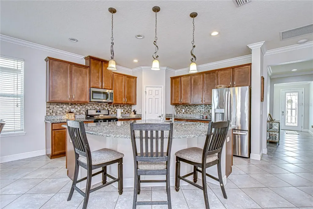 5821 Jasper Glen Drive Lithia FL 33547