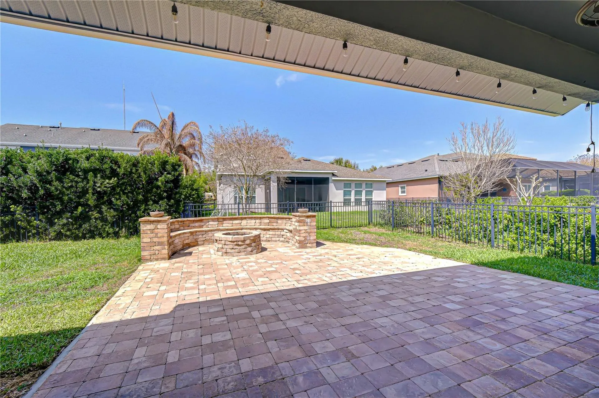 5821 Jasper Glen Drive Lithia FL 33547