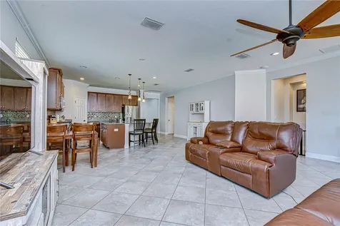 5821 Jasper Glen Drive Lithia FL 33547