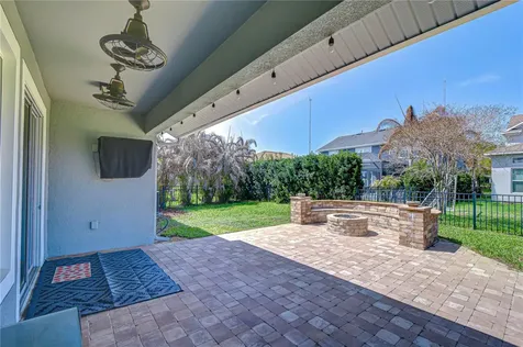 5821 Jasper Glen Drive Lithia FL 33547