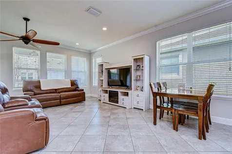 5821 Jasper Glen Drive Lithia FL 33547