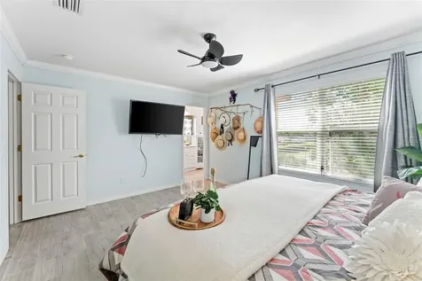 2440 Retreat View Circle Sanford FL 32771