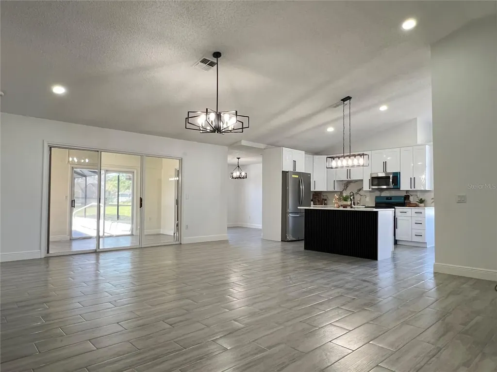 10 Hickory Loop Ocala FL 34472