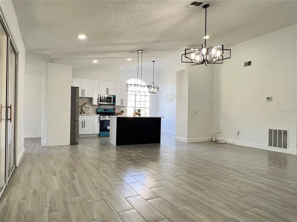 10 Hickory Loop Ocala FL 34472