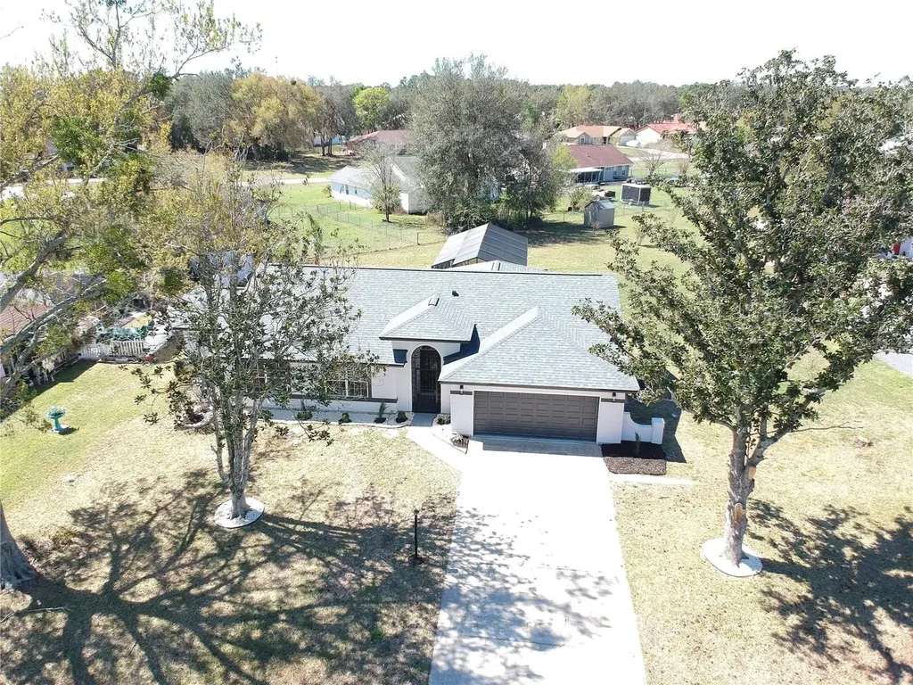 10 Hickory Loop Ocala FL 34472