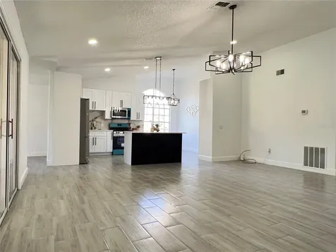 10 Hickory Loop Ocala FL 34472