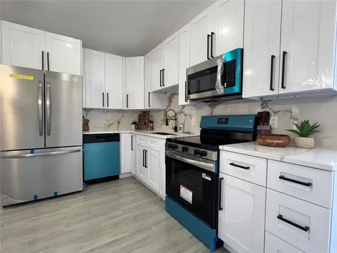 10 Hickory Loop Ocala FL 34472