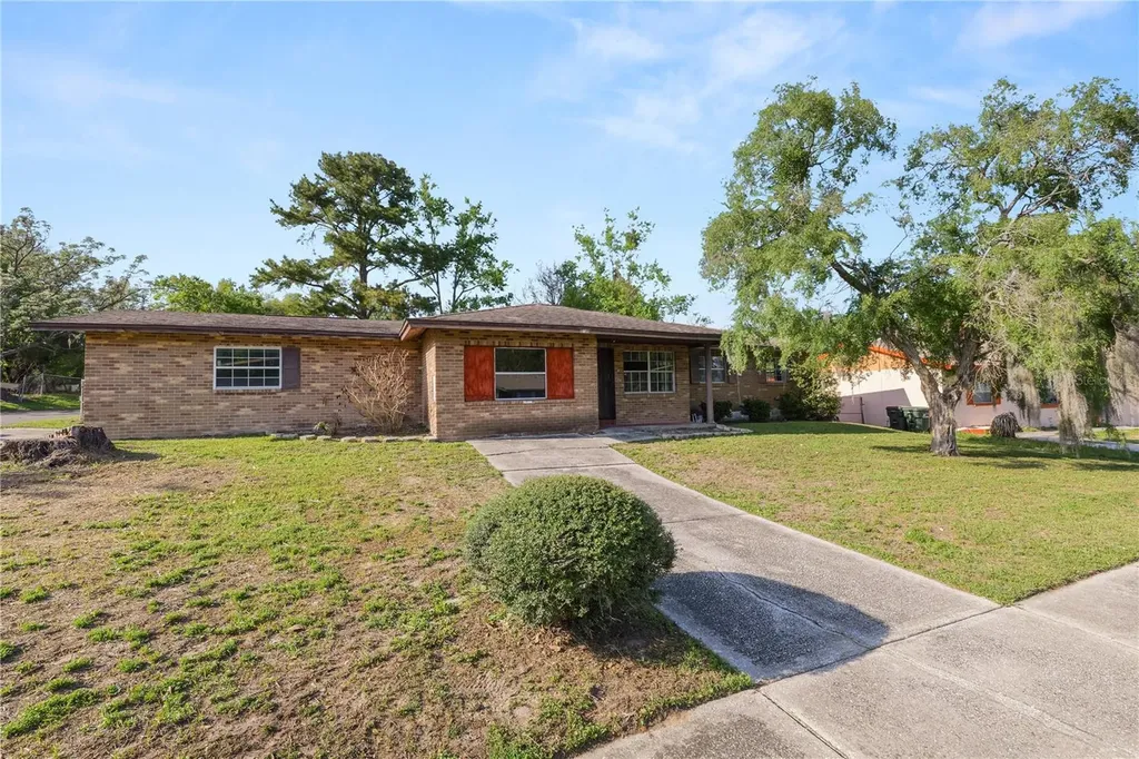 1219 Robert King High Drive Lakeland FL 33805