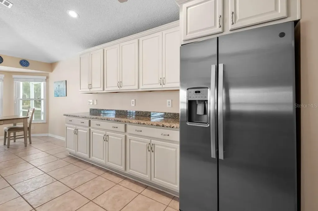 327 Caloosa Woods Lane Sun City Center FL 33573