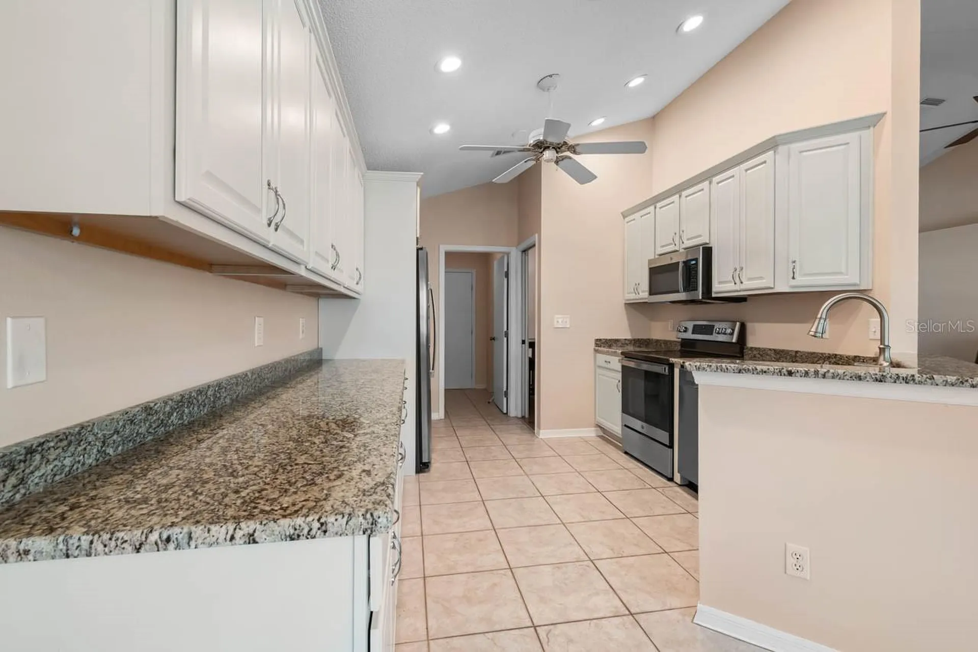 327 Caloosa Woods Lane Sun City Center FL 33573
