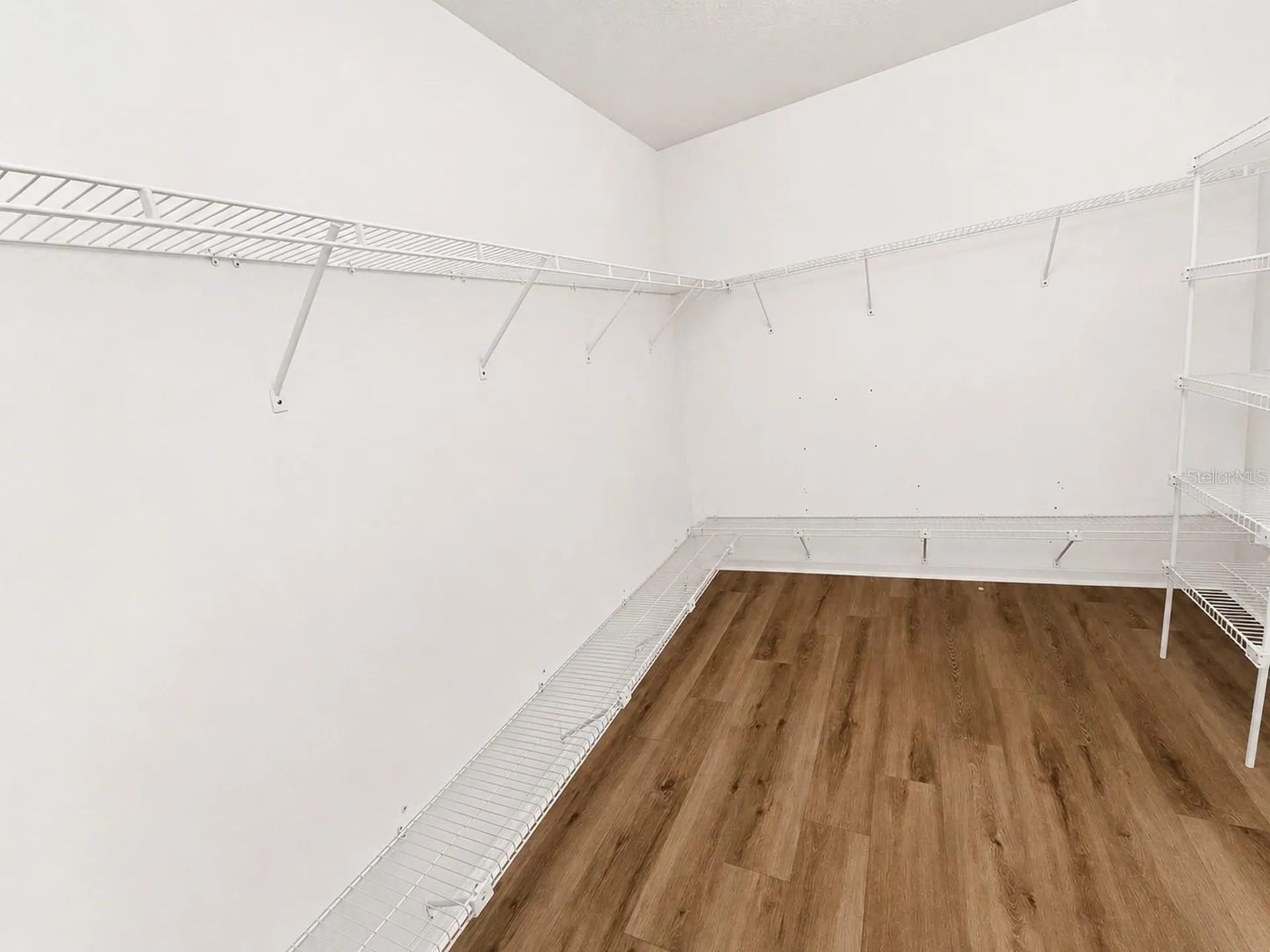 327 Caloosa Woods Lane Sun City Center FL 33573