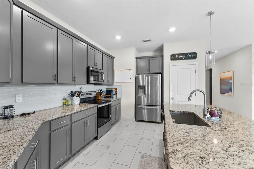 7434 35th Lane E Sarasota FL 34243