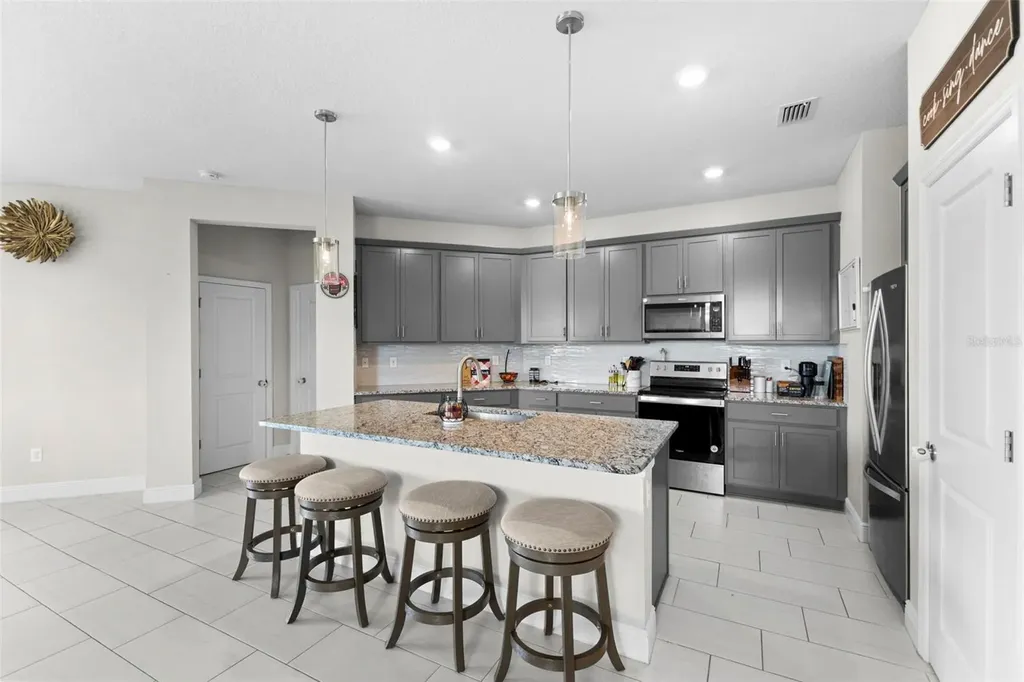 7434 35th Lane E Sarasota FL 34243