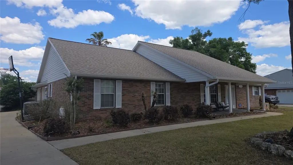 25338 SW 21st Place Newberry FL 32669