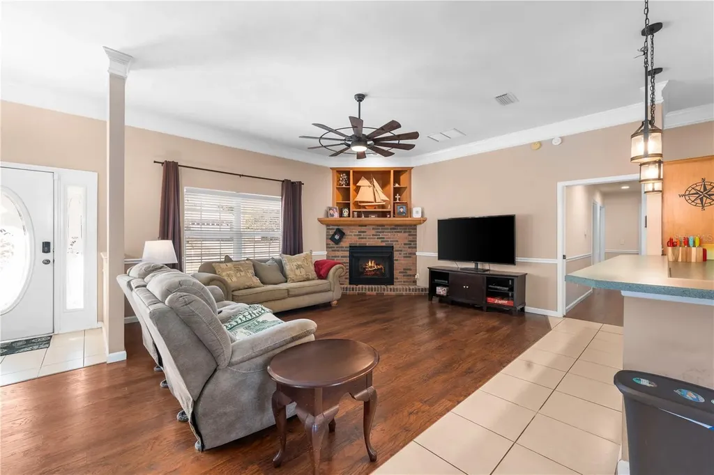 25338 SW 21st Place Newberry FL 32669