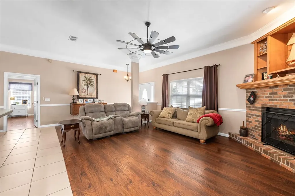 25338 SW 21st Place Newberry FL 32669