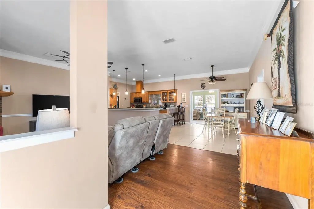 25338 SW 21st Place Newberry FL 32669