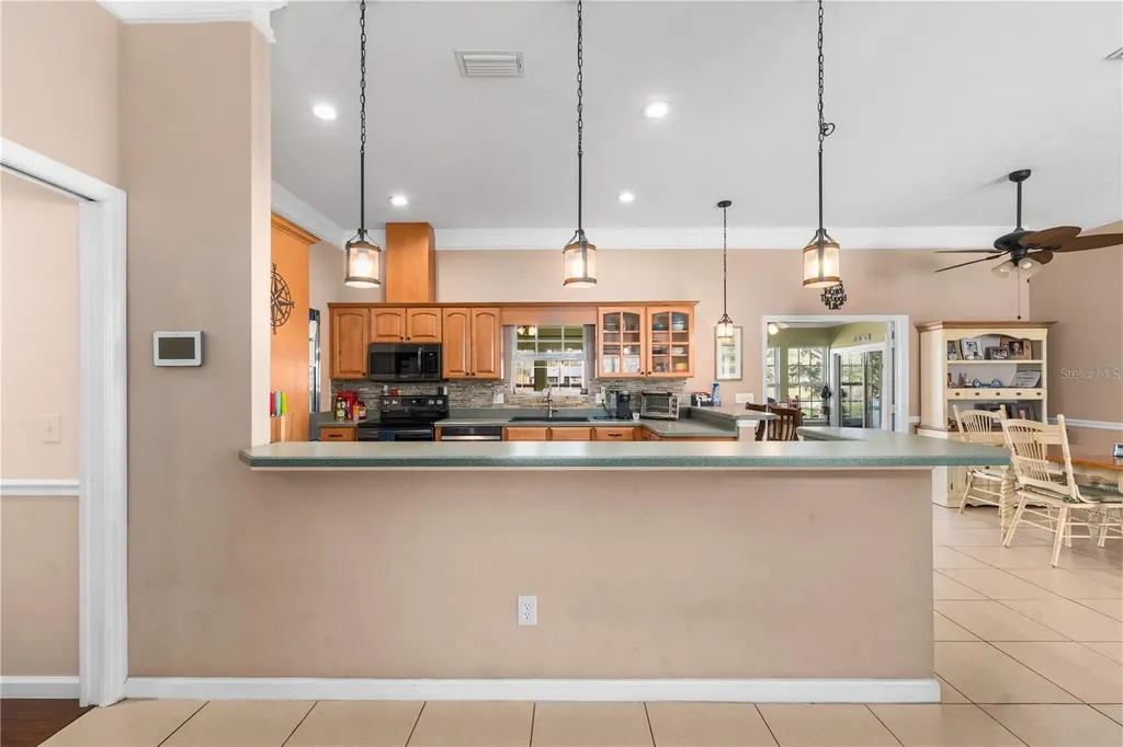 25338 SW 21st Place Newberry FL 32669