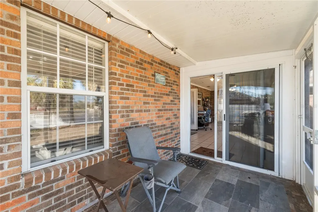 25338 SW 21st Place Newberry FL 32669