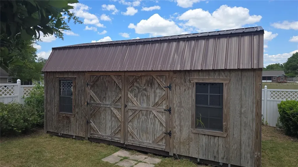 25338 SW 21st Place Newberry FL 32669