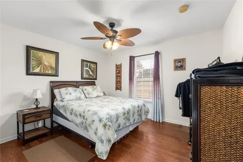 25338 SW 21st Place Newberry FL 32669