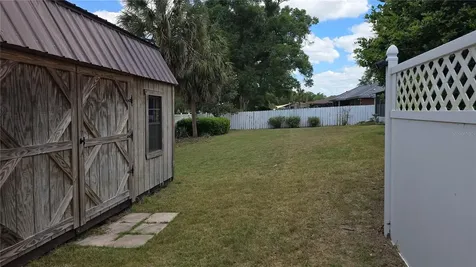 25338 SW 21st Place Newberry FL 32669