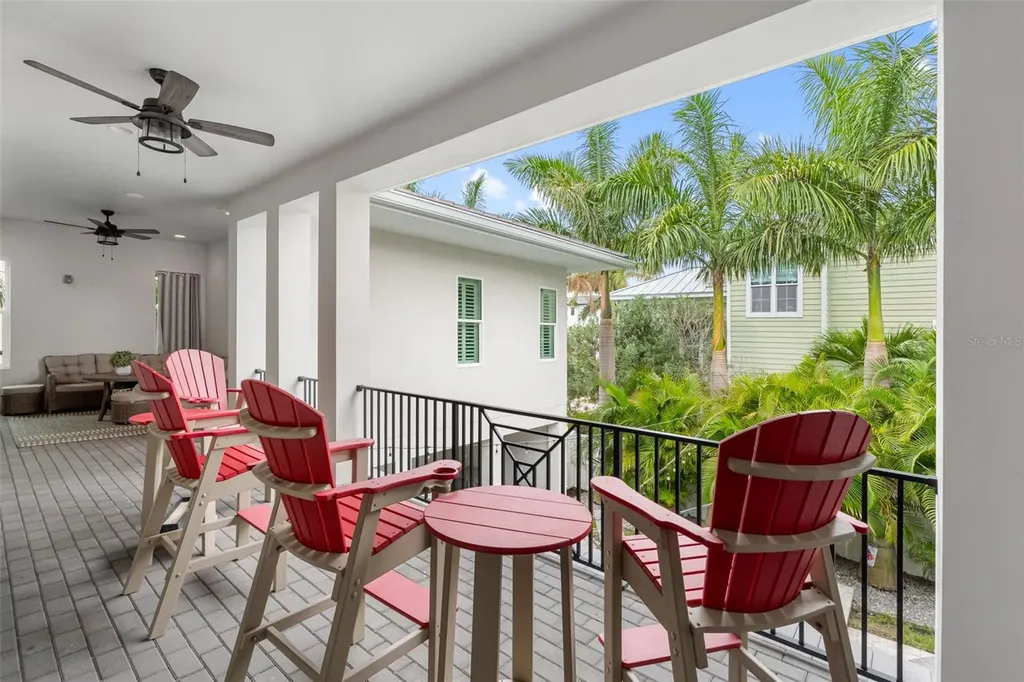 124 Forest Hills Drive Redington Shores FL 33708
