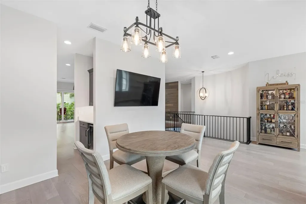 124 Forest Hills Drive Redington Shores FL 33708