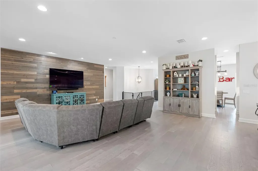 124 Forest Hills Drive Redington Shores FL 33708