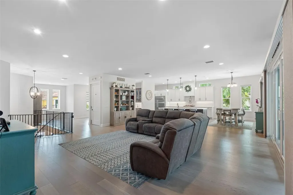 124 Forest Hills Drive Redington Shores FL 33708