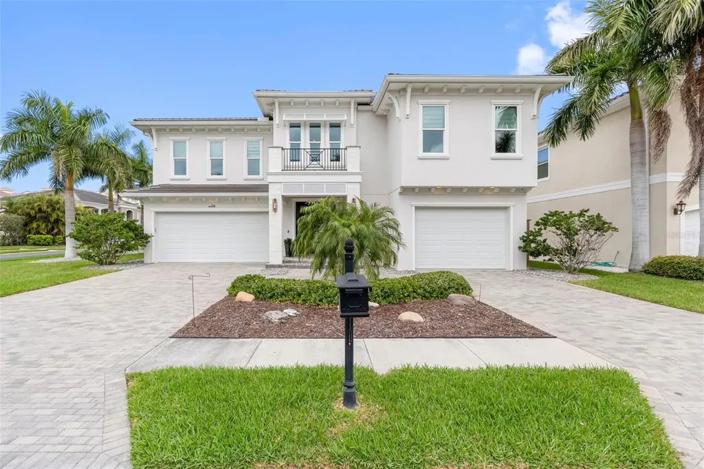 124 Forest Hills Drive Redington Shores FL 33708