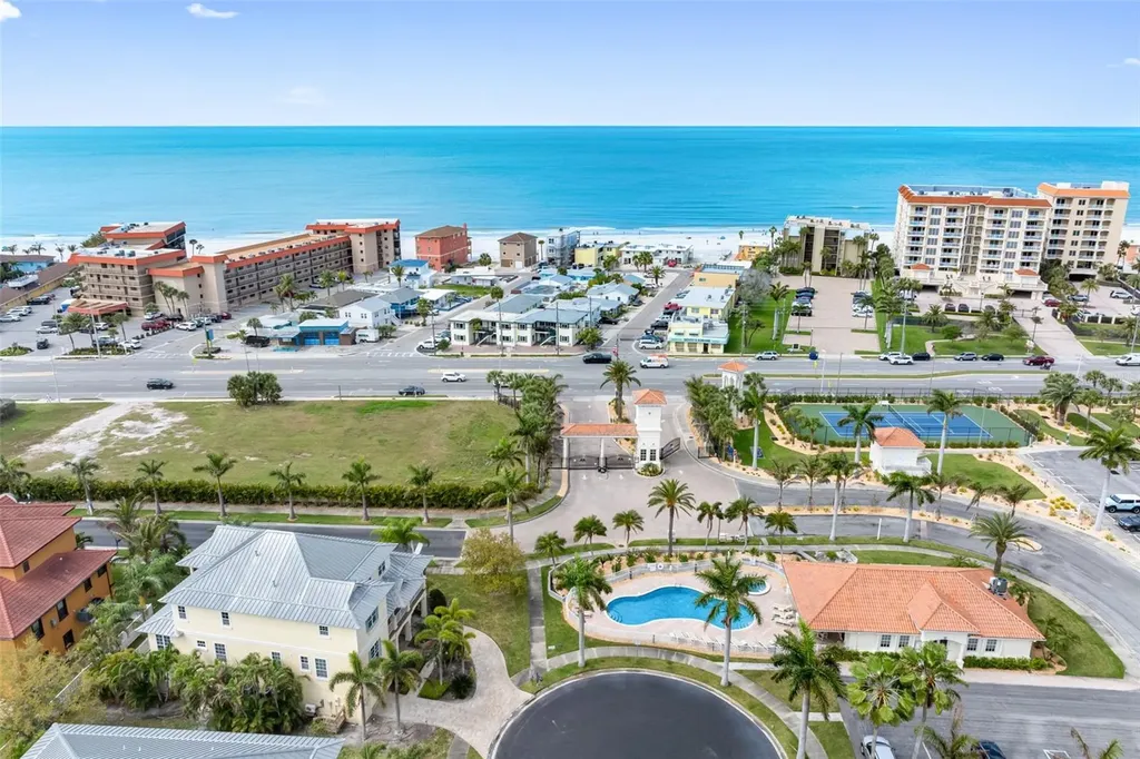 124 Forest Hills Drive Redington Shores FL 33708