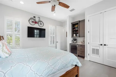 124 Forest Hills Drive Redington Shores FL 33708