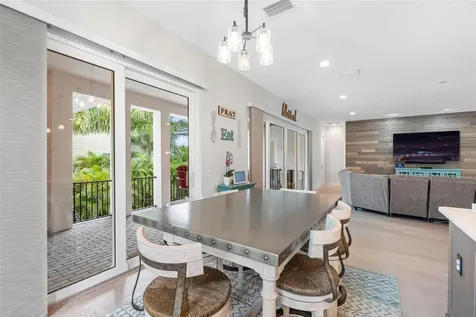 124 Forest Hills Drive Redington Shores FL 33708