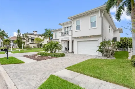 124 Forest Hills Drive Redington Shores FL 33708