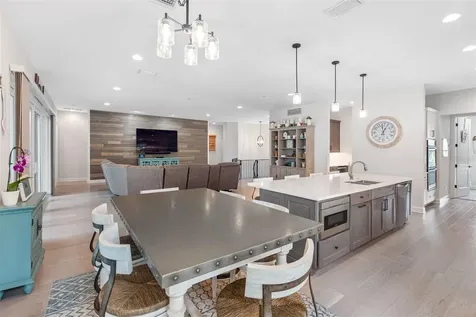 124 Forest Hills Drive Redington Shores FL 33708