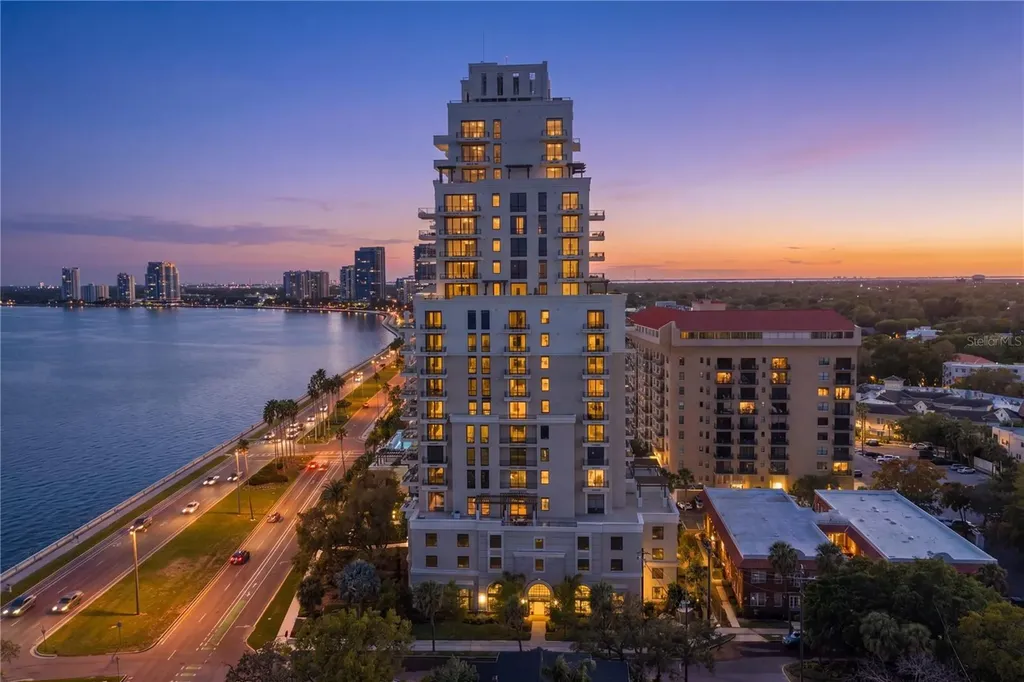 2103 Bayshore Boulevard Tampa FL 33606