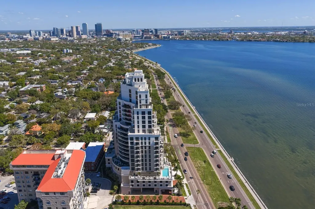 2103 Bayshore Boulevard Tampa FL 33606