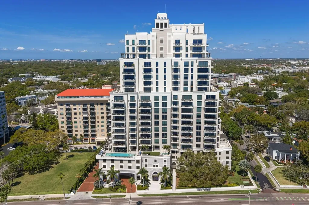 2103 Bayshore Boulevard Tampa FL 33606