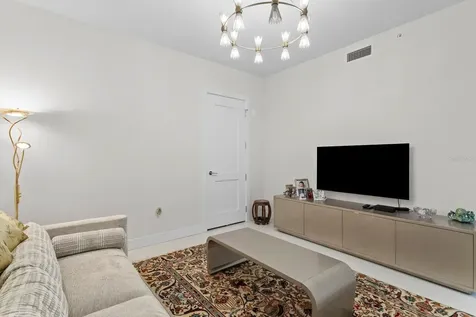 2103 Bayshore Boulevard Tampa FL 33606