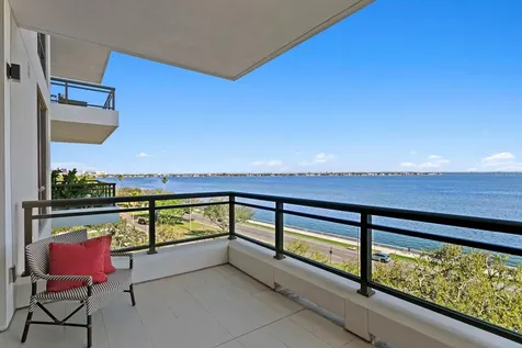 2103 Bayshore Boulevard Tampa FL 33606