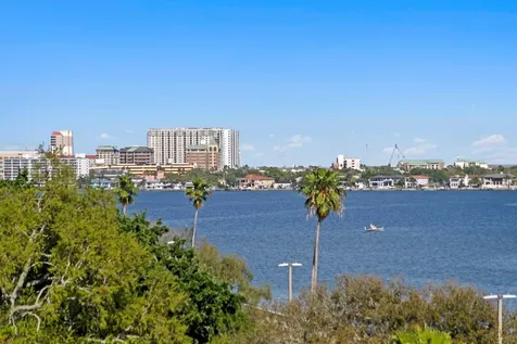 2103 Bayshore Boulevard Tampa FL 33606