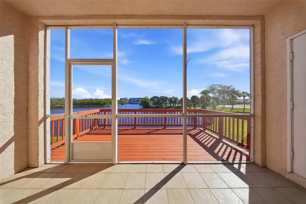 6311 99th Way N Seminole FL 33708