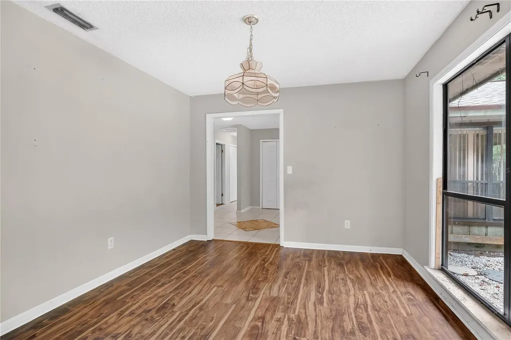 599 Lake Geneva Road Geneva FL 32732
