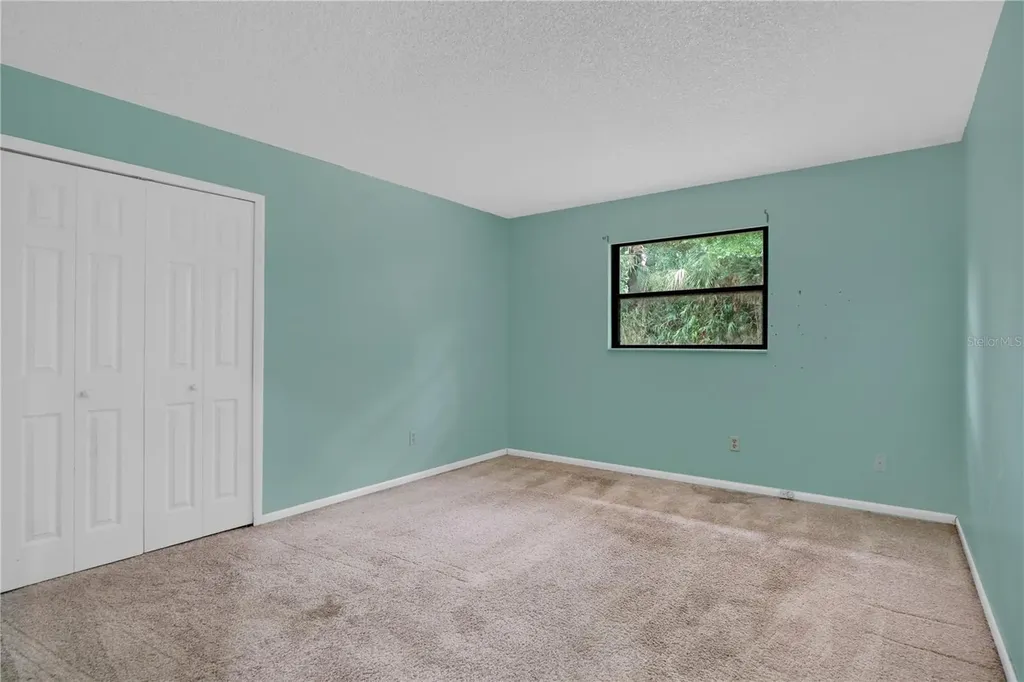 599 Lake Geneva Road Geneva FL 32732