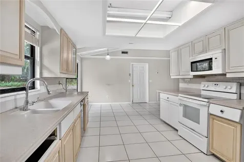599 Lake Geneva Road Geneva FL 32732