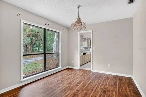599 Lake Geneva Road Geneva FL 32732