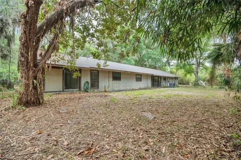 599 Lake Geneva Road Geneva FL 32732